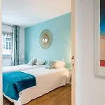 3-br Steps From Palais Des Festivals