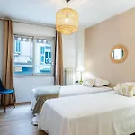 3-br Steps From Palais Des Festivals