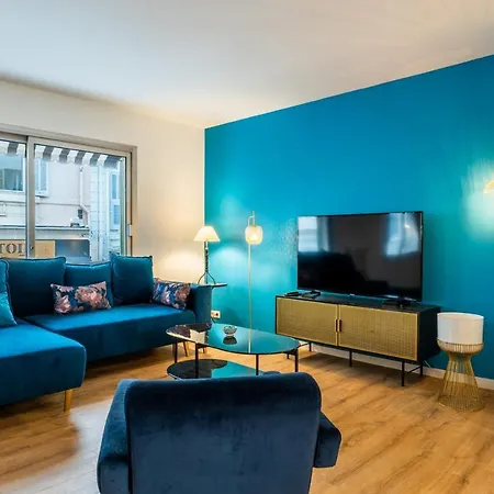 3-br Steps From Palais Des Festivals *