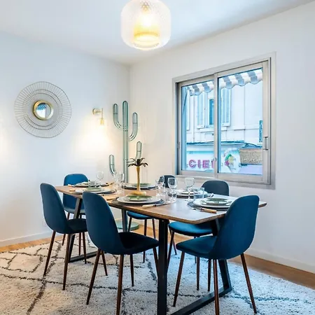 3-br Steps From Palais Des Festivals Appartamento