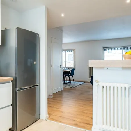 3-br Steps From Palais Des Festivals 아파트