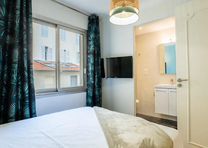 Apartmán 3-br Steps From Palais Des Festivals Cannes